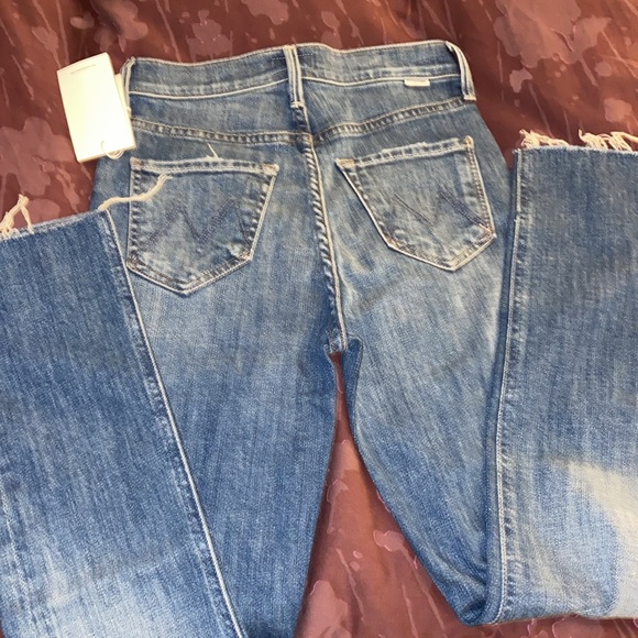 MOTHER JEANS Pixie Dazzler Ankle Fray - Beginner's Luck - Picture 9 of 9